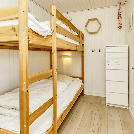Iii Holiday home Hals